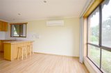 https://images.listonce.com.au/custom/160x/listings/120-clayton-street-golden-point-vic-3350/401/01705401_img_08.jpg?iodiQRAOjik