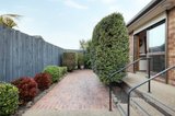 https://images.listonce.com.au/custom/160x/listings/120-crosbie-road-murrumbeena-vic-3163/069/01197069_img_10.jpg?jnryQMEdhr0