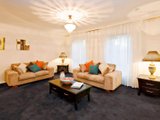 https://images.listonce.com.au/custom/160x/listings/120-highbury-grove-kew-vic-3101/725/01683725_img_01.jpg?J3U4Ui8EVBI