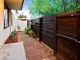 https://images.listonce.com.au/custom/160x/listings/120-highbury-grove-kew-vic-3101/725/01683725_img_05.jpg?yydSgjilZVs