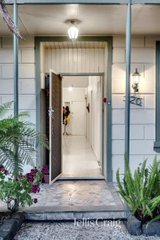 https://images.listonce.com.au/custom/160x/listings/120-hope-street-brunswick-vic-3056/010/01808010_img_08.jpg?T6oDPIKyYT0