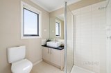 https://images.listonce.com.au/custom/160x/listings/120-james-mirams-drive-roxburgh-park-vic-3064/999/01057999_img_08.jpg?_AeiWZgr7K0