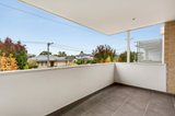 https://images.listonce.com.au/custom/160x/listings/120-oak-avenue-mentone-vic-3194/438/01700438_img_03.jpg?38kchLTTEck