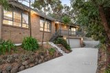 https://images.listonce.com.au/custom/160x/listings/120-porter-street-briar-hill-vic-3088/606/01701606_img_01.jpg?sE4v6bDGonY
