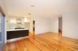 https://images.listonce.com.au/custom/160x/listings/120-stenhouse-avenue-brooklyn-vic-3012/120/01639120_img_10.jpg?0081oFU63Ng