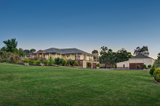 https://images.listonce.com.au/custom/160x/listings/120-sunset-drive-chirnside-park-vic-3116/360/00343360_img_15.jpg?QC7a4uZ_sLY