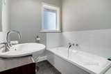 https://images.listonce.com.au/custom/160x/listings/120-sylvan-street-montmorency-vic-3094/756/01122756_img_06.jpg?RVhhqBuOd7Y