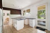 https://images.listonce.com.au/custom/160x/listings/120-thompson-crescent-research-vic-3095/196/01582196_img_03.jpg?ktZaPUUssHM