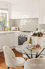 https://images.listonce.com.au/custom/160x/listings/121-23-florence-street-mentone-vic-3194/487/01927487_img_07.jpg?AnmqAz5EvVI