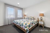 https://images.listonce.com.au/custom/160x/listings/121-alameda-avenue-mornington-vic-3931/534/01934534_img_09.jpg?BO1GaSYj4GM