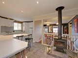 https://images.listonce.com.au/custom/160x/listings/121-bastow-road-lilydale-vic-3140/322/01525322_img_10.jpg?3Fj_TQPE3y8