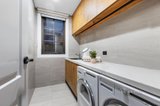 https://images.listonce.com.au/custom/160x/listings/121-blue-hills-avenue-mount-waverley-vic-3149/825/01738825_img_17.jpg?G4o7h4kmazA