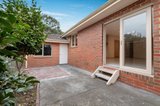 https://images.listonce.com.au/custom/160x/listings/121-davey-street-box-hill-vic-3128/083/01752083_img_07.jpg?vJnLPKP95mU