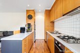 https://images.listonce.com.au/custom/160x/listings/121-domville-avenue-hawthorn-vic-3122/660/01683660_img_05.jpg?LGYPA7mEP2k