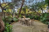 https://images.listonce.com.au/custom/160x/listings/121-elm-street-hawthorn-vic-3122/311/01560311_img_03.jpg?wKSefgjD-5g