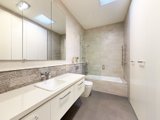 https://images.listonce.com.au/custom/160x/listings/121-erskine-street-middle-park-vic-3206/803/01087803_img_09.jpg?LEn5pEINknU
