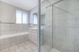https://images.listonce.com.au/custom/160x/listings/121-fernhurst-drive-glen-waverley-vic-3150/963/01660963_img_12.jpg?S7ZV4Pglpes