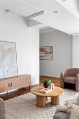 https://images.listonce.com.au/custom/160x/listings/121-flagstaff-lane-west-melbourne-vic-3003/233/01703233_img_06.jpg?YLW5ebRwpGo