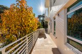 https://images.listonce.com.au/custom/160x/listings/121-graham-street-port-melbourne-vic-3207/768/01935768_img_10.jpg?ZVzyfqv8tWs