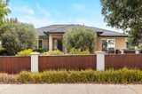 https://images.listonce.com.au/custom/160x/listings/121-green-island-avenue-mount-martha-vic-3934/276/01858276_img_01.jpg?cuL5macvvIw