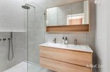 https://images.listonce.com.au/custom/160x/listings/121-male-street-brighton-vic-3186/963/01947963_img_04.jpg?8LWs3i-kvxw