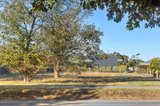 https://images.listonce.com.au/custom/160x/listings/121-mollison-street-malmsbury-vic-3446/400/01681400_img_01.jpg?b69dkJVyWPg