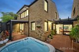 https://images.listonce.com.au/custom/160x/listings/121-monaro-road-kooyong-vic-3144/681/01579681_img_06.jpg?5INCUHWc8Ak