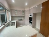 https://images.listonce.com.au/custom/160x/listings/121-park-street-street-geelong-vic-3220/542/01846542_img_09.jpg?1djVRovLzdE