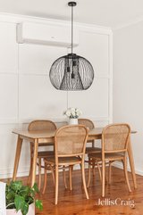 https://images.listonce.com.au/custom/160x/listings/1210-balcombe-road-mentone-vic-3194/123/01899123_img_06.jpg?6VF-j0ZxeIg