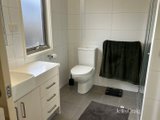 https://images.listonce.com.au/custom/160x/listings/1211-15-basil-street-newport-vic-3015/366/01900366_img_08.jpg?3l_X5TZgPAE