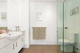 https://images.listonce.com.au/custom/160x/listings/12119-tennyson-street-elwood-vic-3184/963/01942963_img_11.jpg?iV1EVpySbwo