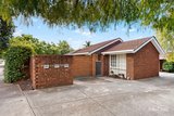 https://images.listonce.com.au/custom/160x/listings/1212-pascoe-vale-road-essendon-vic-3040/016/01822016_img_13.jpg?l4rZ5ISVUbM