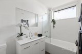 https://images.listonce.com.au/custom/160x/listings/1214-grove-road-hawthorn-vic-3122/083/01486083_img_06.jpg?iis1LvyekAY