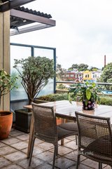 https://images.listonce.com.au/custom/160x/listings/12140-queens-parade-fitzroy-north-vic-3068/103/01043103_img_21.jpg?MGQO0Ad9SEE