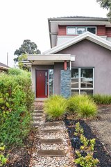 https://images.listonce.com.au/custom/160x/listings/1215-waiora-road-heidelberg-heights-vic-3081/143/01132143_img_02.jpg?4NUWmcUTRU8