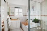 https://images.listonce.com.au/custom/160x/listings/1215a-wattle-grove-mckinnon-vic-3204/348/01954348_img_09.jpg?qaJ0KC_s-PY