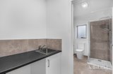 https://images.listonce.com.au/custom/160x/listings/1215a-york-st-east-ballarat-east-vic-3350/402/01947402_img_04.jpg?6msIAPhNL-w