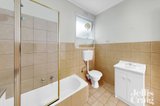https://images.listonce.com.au/custom/160x/listings/12163-murrumbeena-road-murrumbeena-vic-3163/235/01981235_img_01.jpg?YgchnGZ1mbA