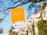 https://images.listonce.com.au/custom/160x/listings/12174-riversdale-road-hawthorn-vic-3122/207/01684207_img_09.jpg?VtliEMcBRz0