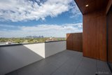 https://images.listonce.com.au/custom/160x/listings/121a-campbell-grove-northcote-vic-3070/966/01650966_img_07.jpg?__dHLwnBftE