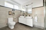 https://images.listonce.com.au/custom/160x/listings/122-blyth-street-brunswick-vic-3056/403/01416403_img_08.jpg?OZxbgzlBI9Q