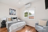 https://images.listonce.com.au/custom/160x/listings/122-diana-street-croydon-vic-3136/892/01857892_img_07.jpg?O-wqdUEByLM