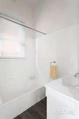 https://images.listonce.com.au/custom/160x/listings/122-holden-street-fitzroy-north-vic-3068/104/01782104_img_10.jpg?EfuwqJMWTEo