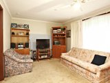 https://images.listonce.com.au/custom/160x/listings/122-jackson-street-croydon-vic-3136/205/01525205_img_03.jpg?04GOSCXOACo