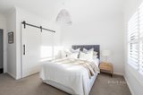 https://images.listonce.com.au/custom/160x/listings/122-ludstone-street-hampton-vic-3188/356/01567356_img_08.jpg?GS2_-K_Bc0c