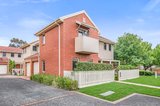 https://images.listonce.com.au/custom/160x/listings/122-mckelvie-court-glen-waverley-vic-3150/089/01661089_img_10.jpg?igepreqwrVU