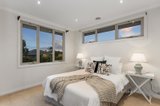 https://images.listonce.com.au/custom/160x/listings/122-mclaren-street-mount-waverley-vic-3149/409/01170409_img_08.jpg?RiJcxduMPrE