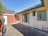 https://images.listonce.com.au/custom/160x/listings/122-meadow-road-croydon-north-vic-3136/311/01525311_img_08.jpg?5YsbW7iTBtI