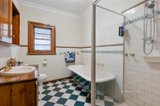 https://images.listonce.com.au/custom/160x/listings/122-mt-dandenong-road-ringwood-east-vic-3135/011/01530011_img_07.jpg?lLile6yy8o4