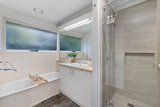 https://images.listonce.com.au/custom/160x/listings/122-panorama-drive-forest-hill-vic-3131/128/01744128_img_14.jpg?oaJ31CRrd10